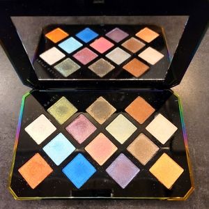 🎉SALE🎉Fenty Beauty Galaxy Eyeshadow Palette